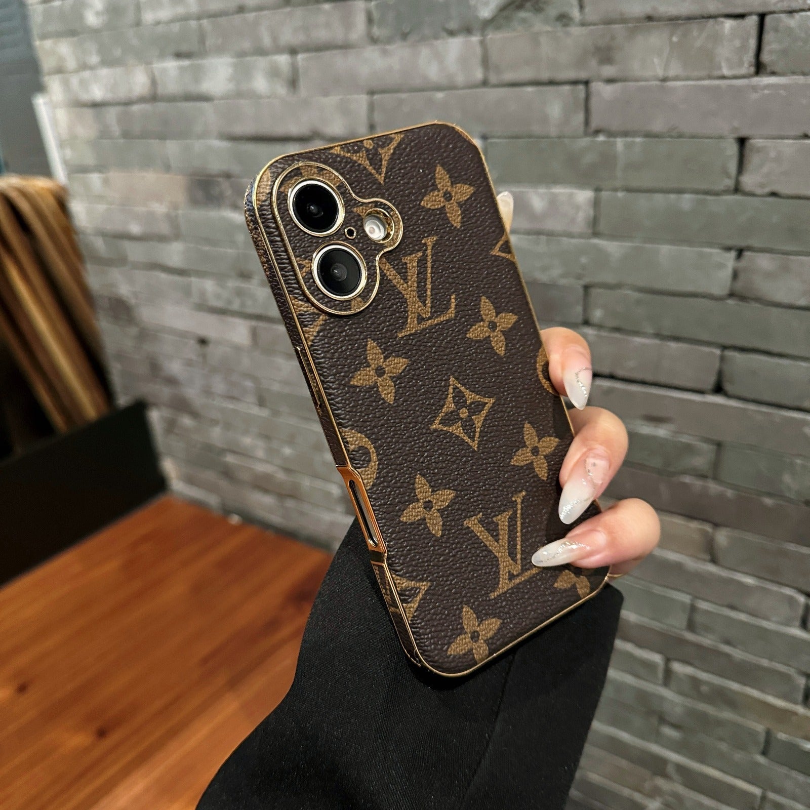 Custodia iPhone Luxury LV 2.0